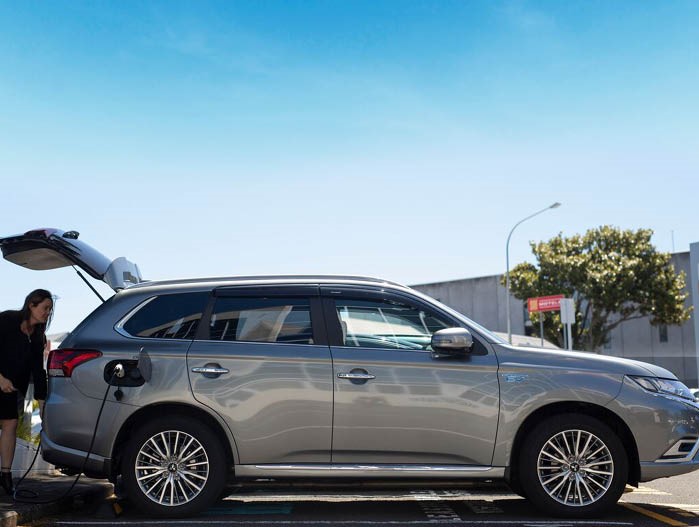 How much does an electric car cost per mile